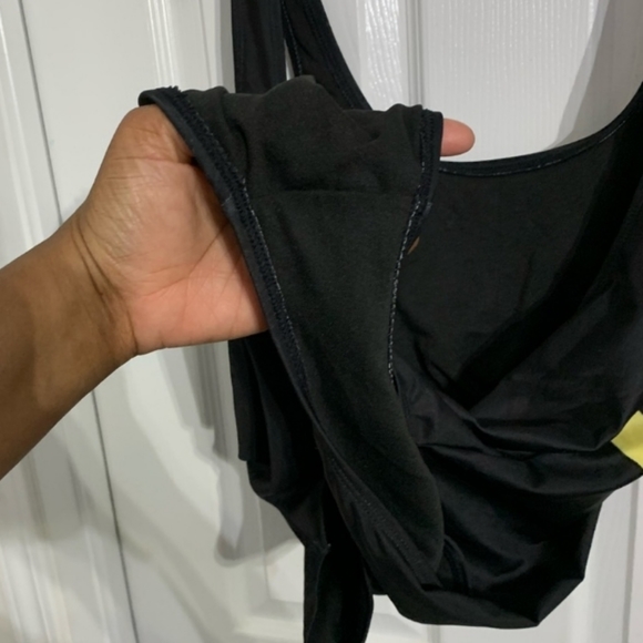 Batman Swimsuit /One Piece - Picture 3 of 15